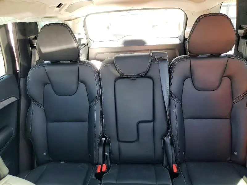 VOLVO XC90 2024 VIN YV4062PF2R1185256
