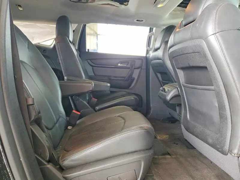 CHEVROLET TRAVERSE 2017 VIN 1GNKRHKD4HJ335448