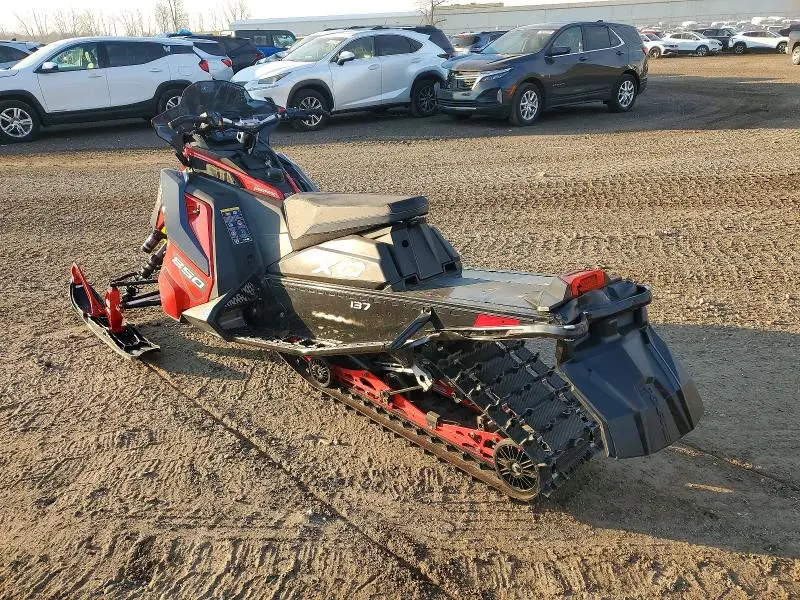 POLARIS 850 SWITCH 2024