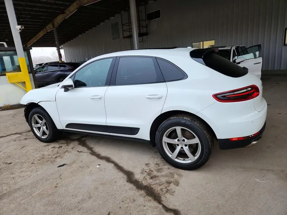 PORSCHE MACAN 2017 VIN WP1AA2A52HLB83398