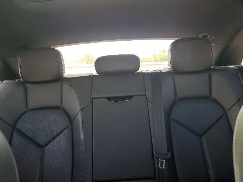 PORSCHE MACAN 2018 VIN WP1AA2A5XJLB07031