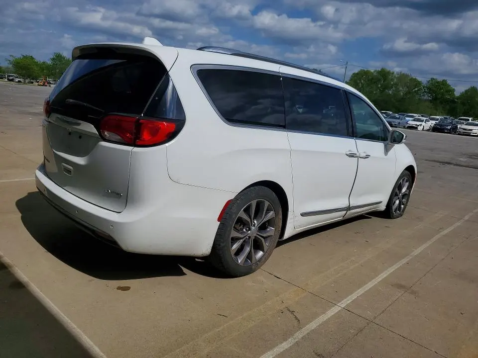 CHRYSLER PACIFICA 2020 VIN 2C4RC1GGXLR164681