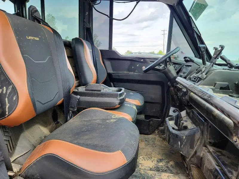 CAN-AM DEFENDER 2024