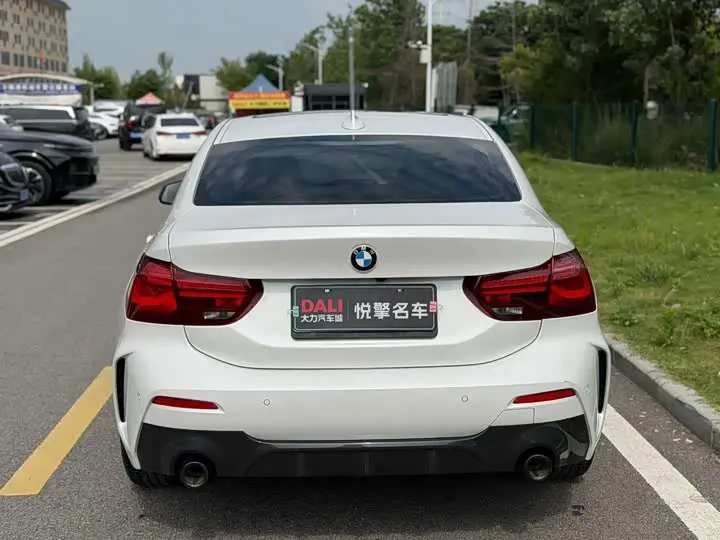 BMW 1 Series 2023 2023款 125i M运动曜夜版