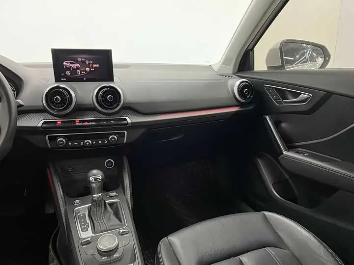 Audi Q2L 2024 2024款 35TFSI 时尚动感型