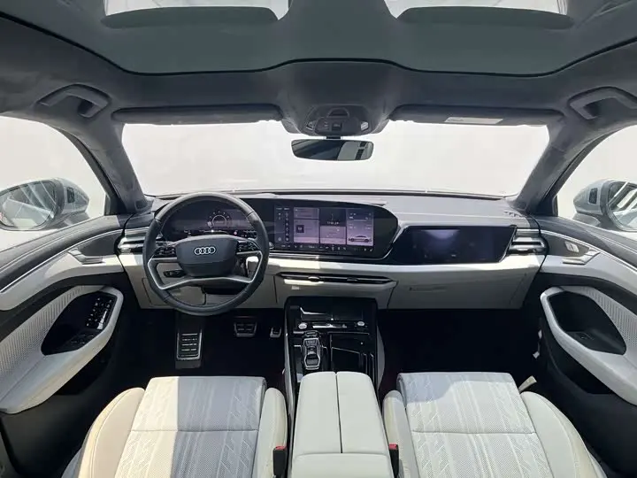 Audi A6L 2026 2026款 2.0T quattro 尊享型