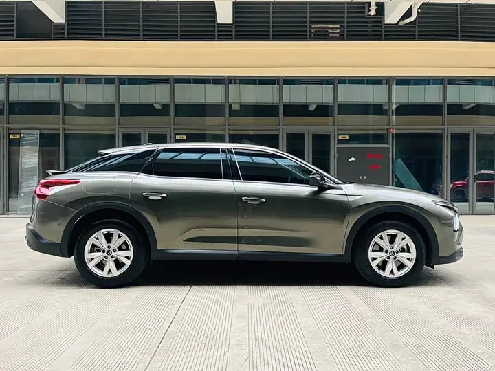 Citroen C5 X 2025 2025款 1.6T 海外版