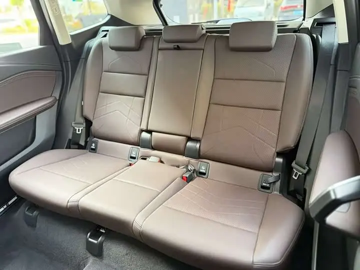 BMW X1 2025 2025款 sDrive25Li X设计套装