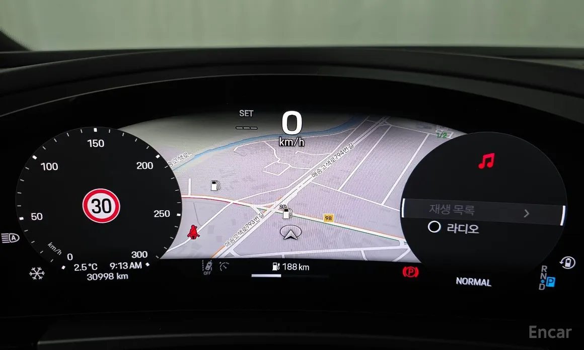 Porsche Macan 2024 Base 4