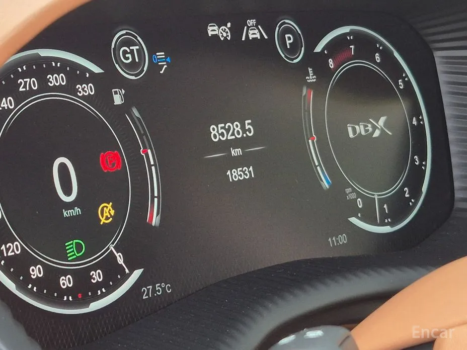 Aston Martin DBX 2020 4.0 V8