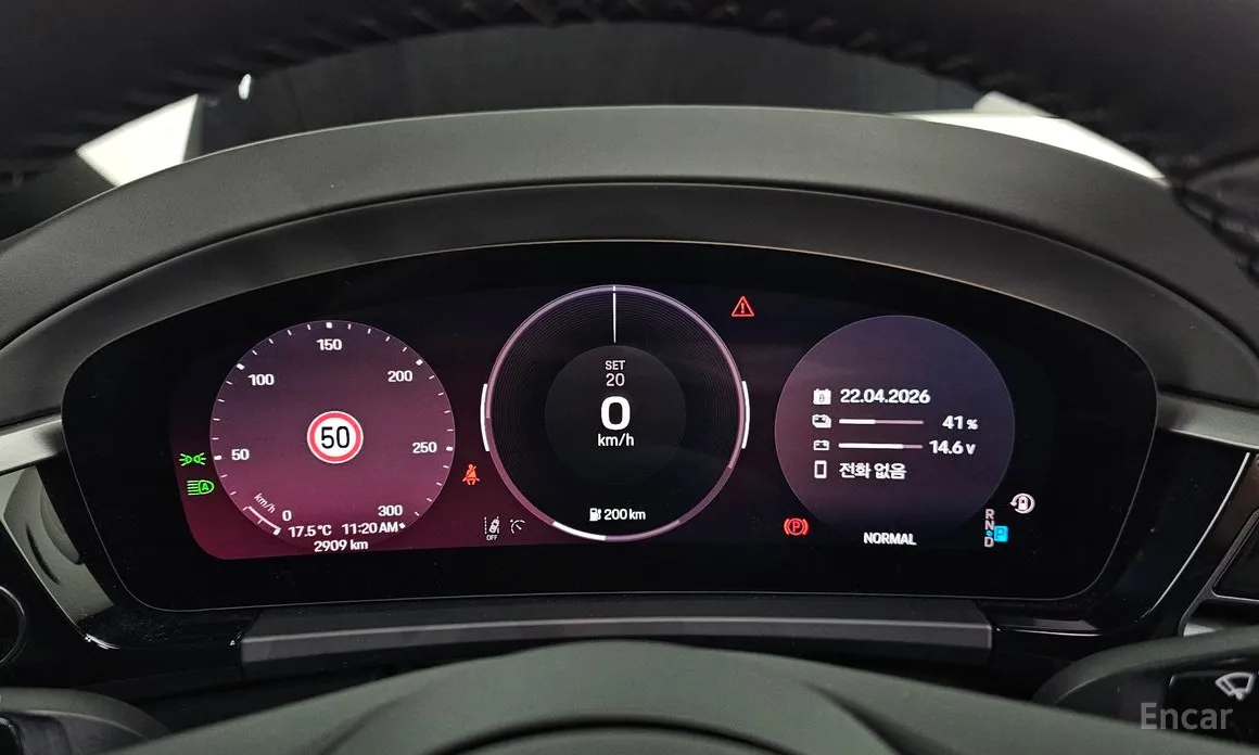 Porsche Macan 2024 Base 4