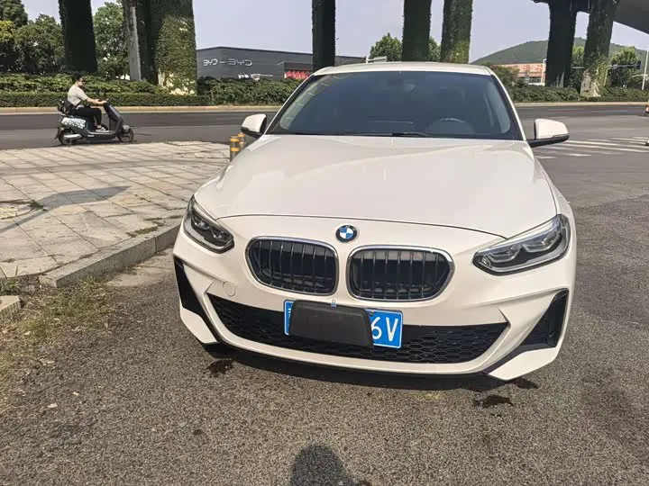 BMW 1 Series 2023 2023款 120i M运动版