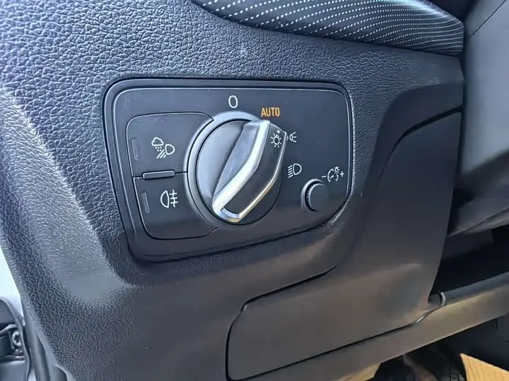 Audi Q2L 2025 2025款 35TFSI 时尚动感型