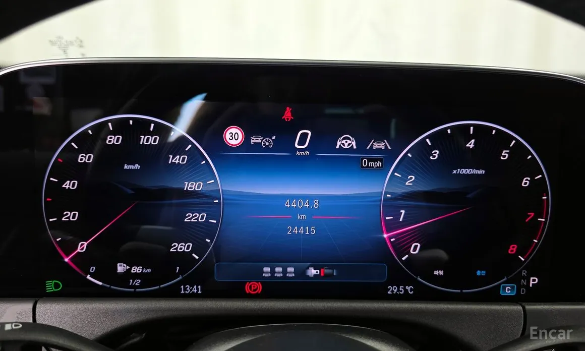 Mercedes-Benz E-Class 2024 E200 Avantgarde