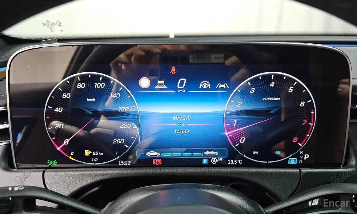 Mercedes-Benz E-Class 2024 E200 Avantgarde