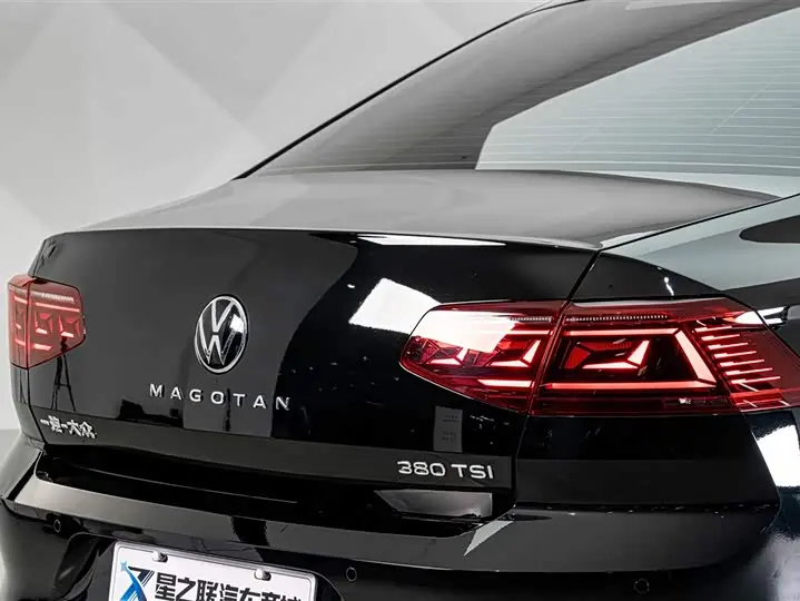 Volkswagen Magotan 2026 2026款 3000万辆甄选款 380TSI DSG豪华型
