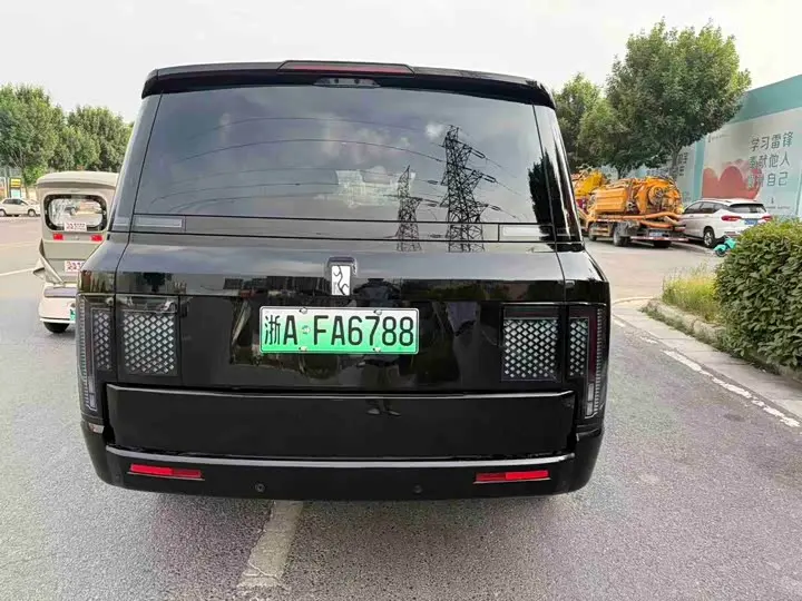 BYD Yangwang U8 2025 2025款 鼎世版