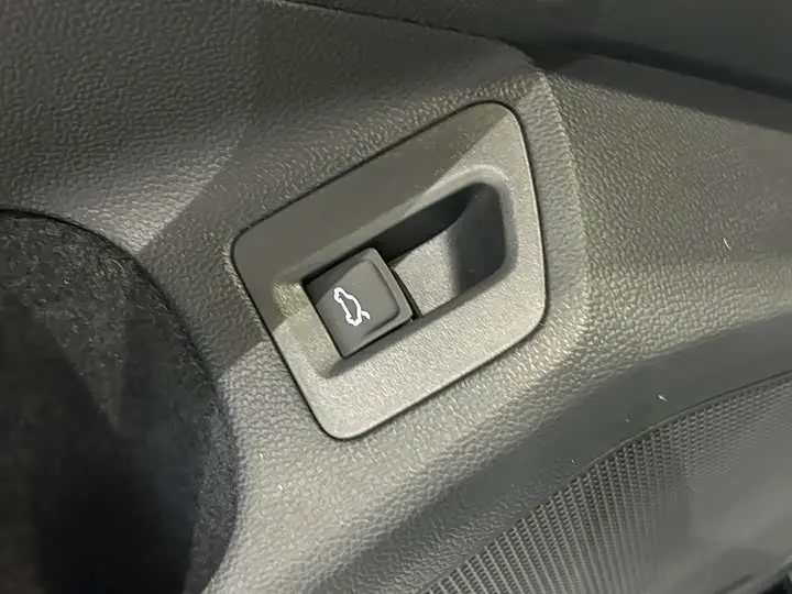 Volkswagen Magotan 2026 2026款 3000万辆甄选款 380TSI DSG豪华型