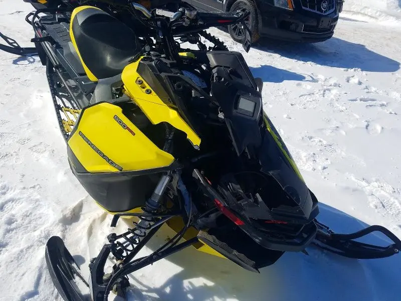 SKI-DOO RENEGADE 2021
