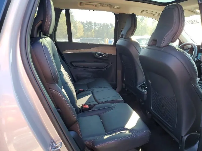 VOLVO XC90 2023 VIN YV4062PA8P1962184