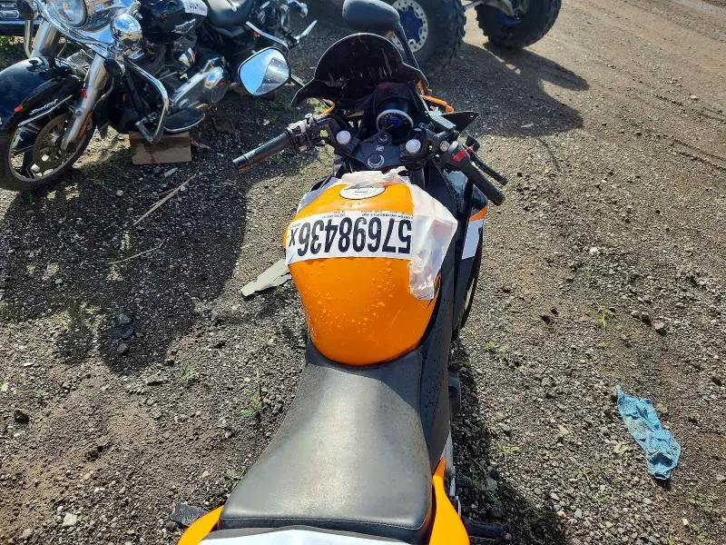 HONDA CBR CYCLE 2013