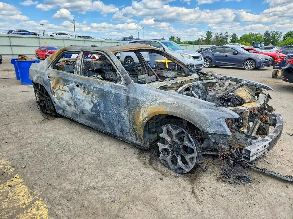CHRYSLER 300 2015 VIN 2C3CCAGG2FH899742