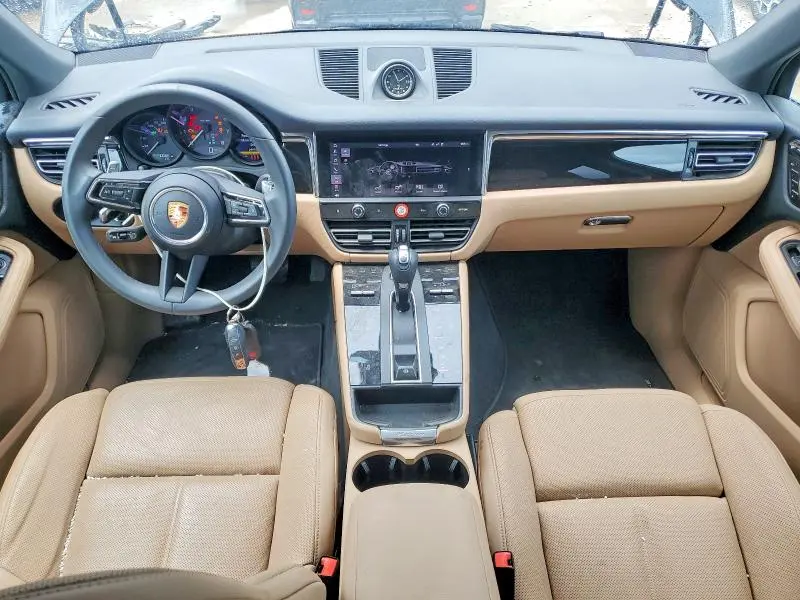 Фото 8 - PORSCHE MACAN