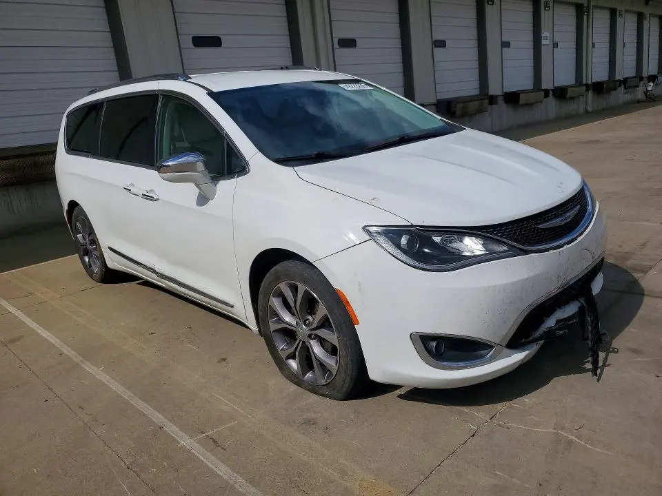 CHRYSLER PACIFICA 2020 VIN 2C4RC1GGXLR164681