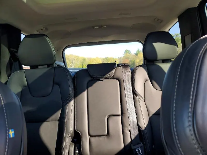 VOLVO XC90 2023 VIN YV4062PA8P1962184