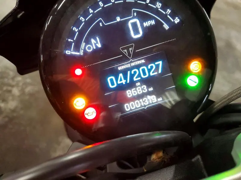 TRIUMPH TRIDENT 90 2026