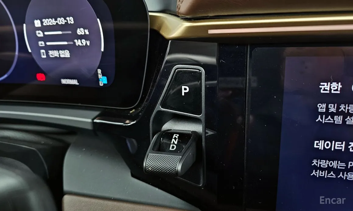 Porsche Macan 2024 Turbo