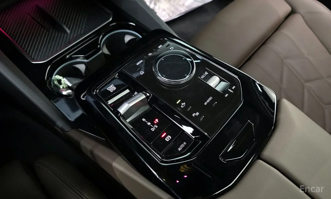 BMW 5 Series 2023 520i