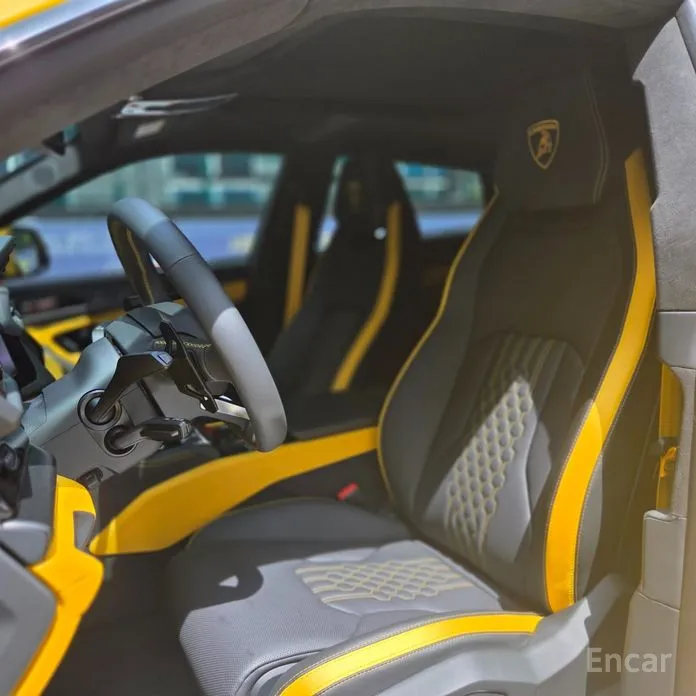 Lamborghini Urus 2018 4.0 V8 SE