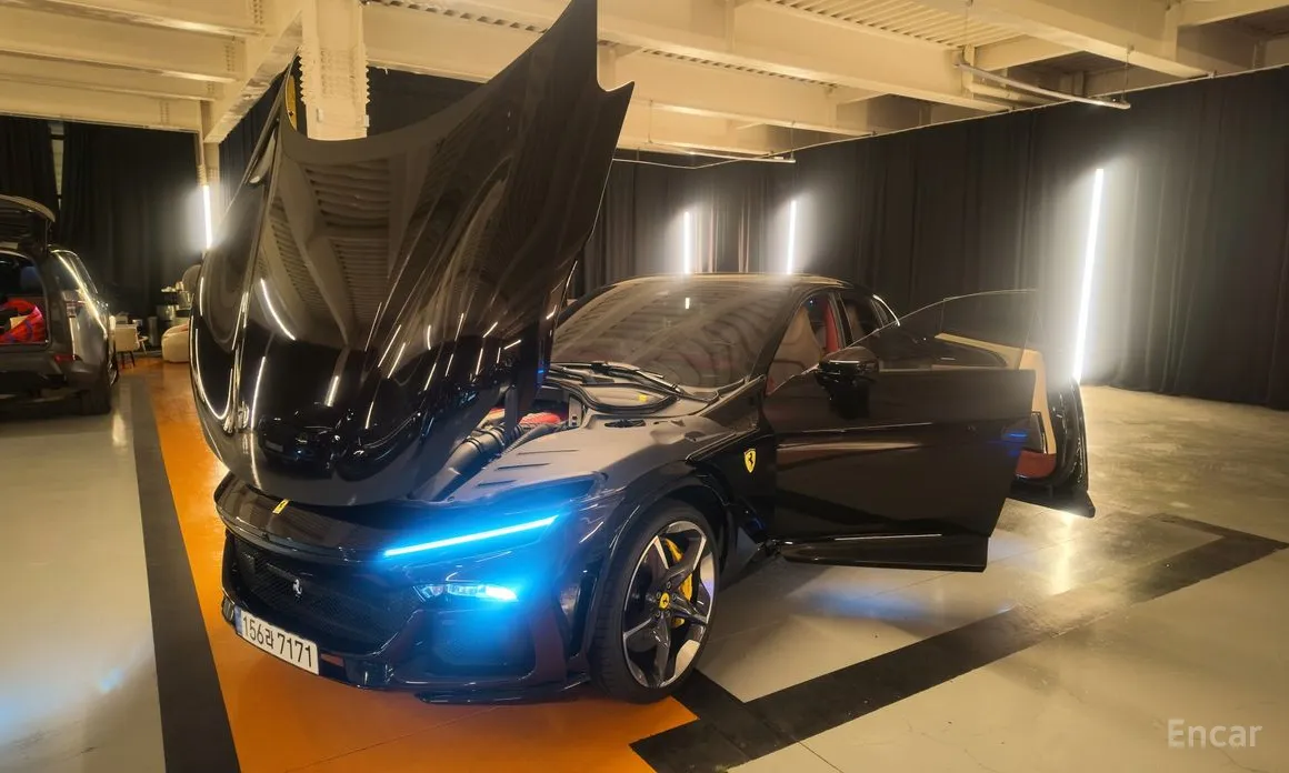 Ferrari Purosangue 2022 6.5 V12