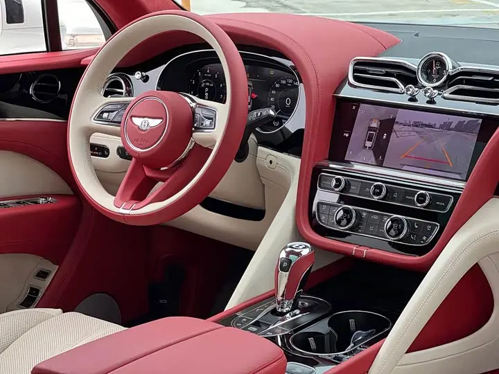 Bentley Bentayga 2026 2026款 4.0T V8