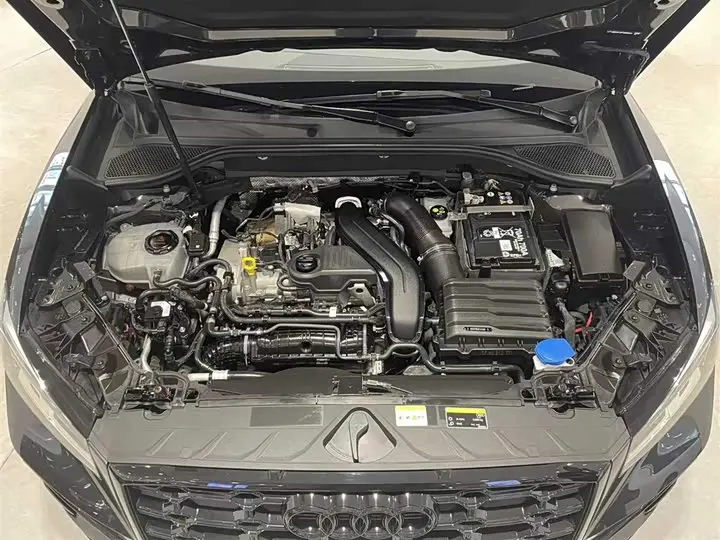 Фото 9 - Audi Q2L