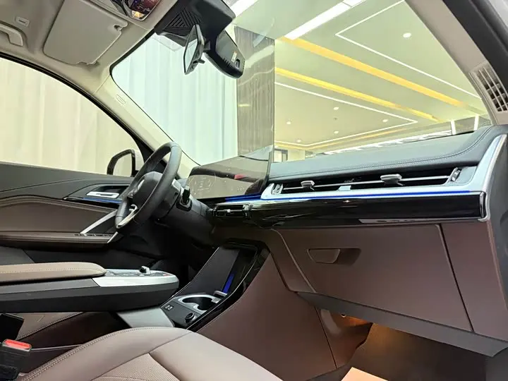 BMW X1 2025 2025款 sDrive25Li X设计套装