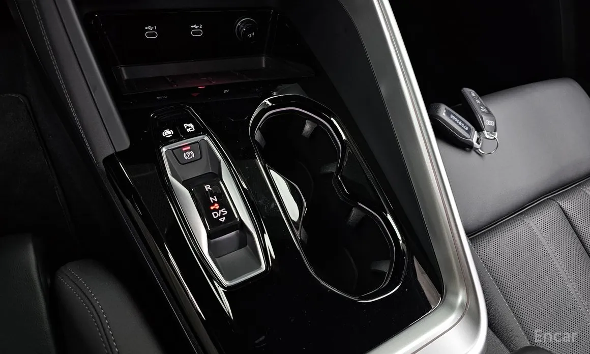 Audi Q5 2025 40 TDI Quattro S Line Black Edition