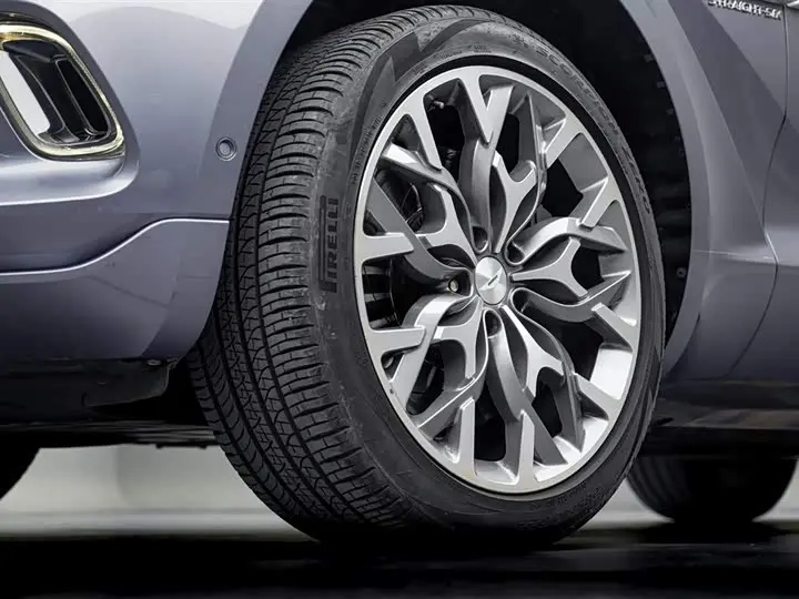 Aston Martin DBX 2023 2023款 3.0T STRAIGHT-SIX
