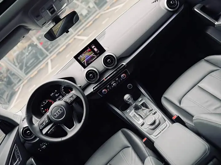 Audi Q2L 2024 2024款 35TFSI 时尚致雅型
