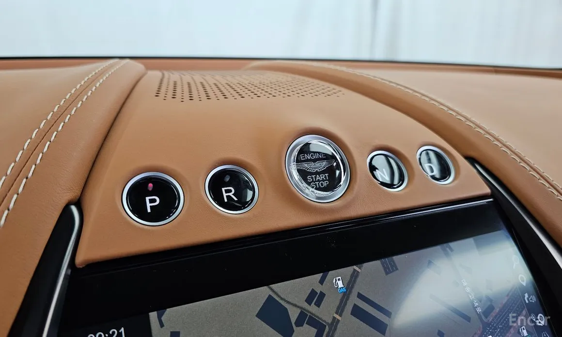 Aston Martin DBX 2020 4.0 V8 707