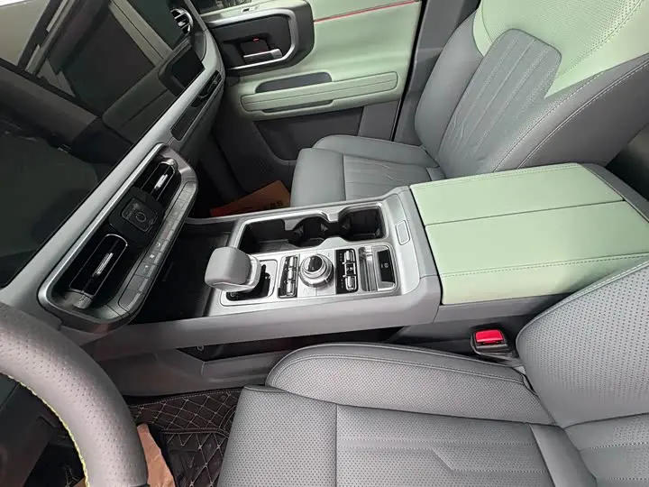 BAIC Beijing BJ40 2026 2026款 2.0T 巨幕标准版