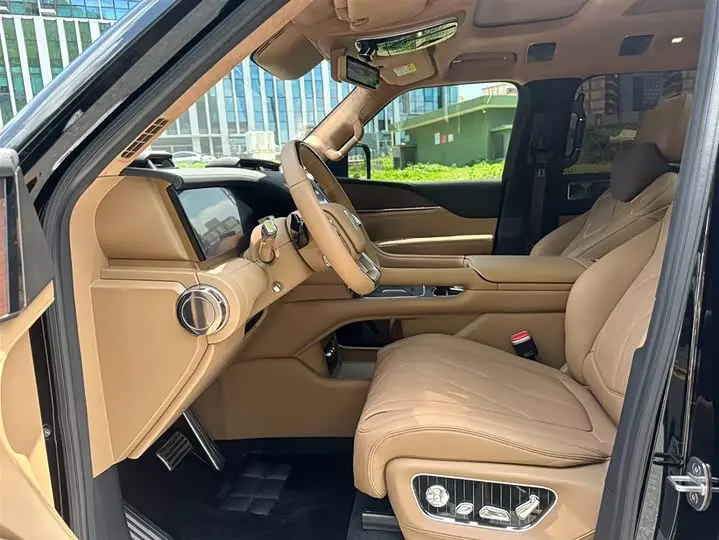 BYD Yangwang U8 2025 2025款 鼎世版