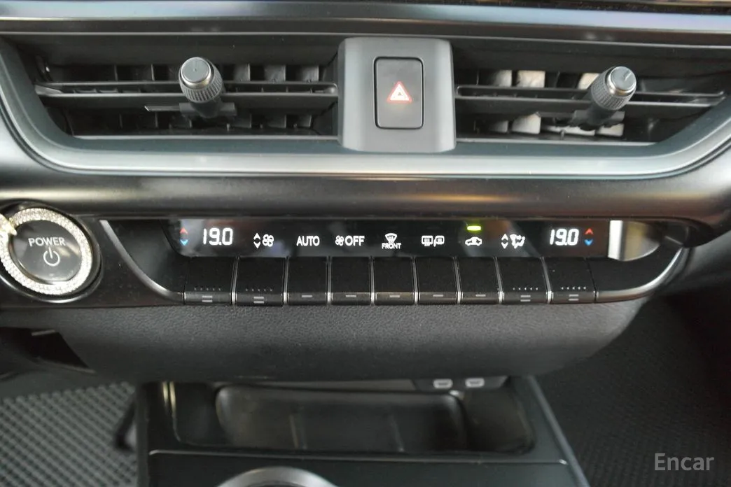 Lexus UX 2024 2.0 2WD