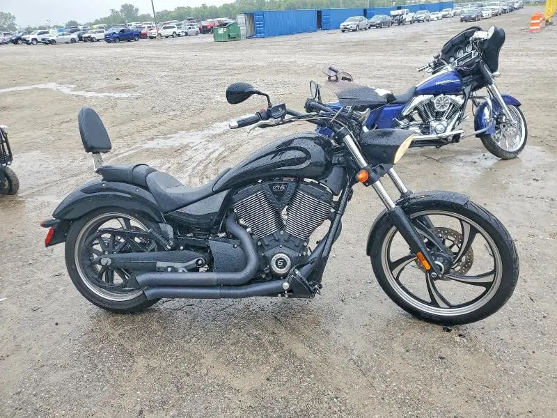 VICTORY MOTORCYCLE 2012
