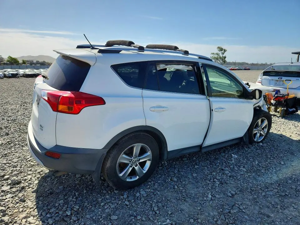 2015 TOYOTA RAV4