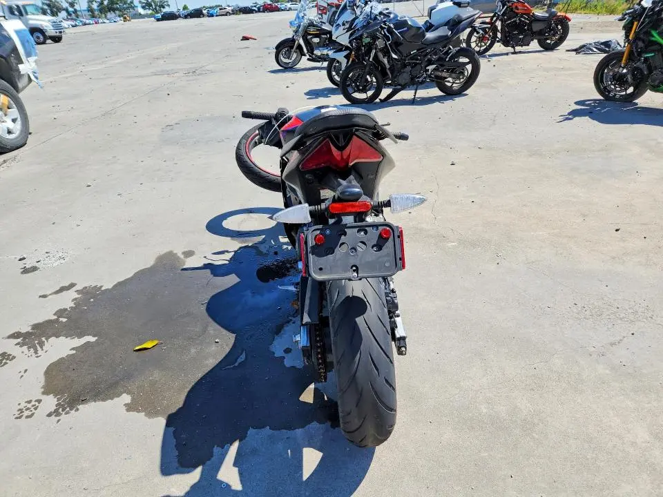 APRILIA MOTORCYCLE 2025