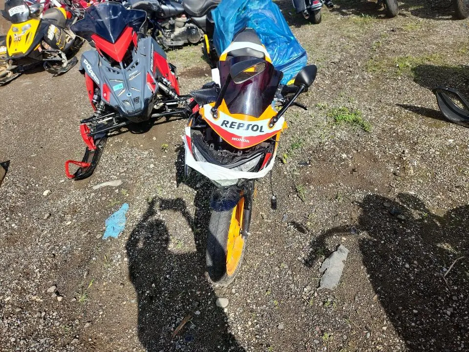HONDA CBR CYCLE 2013