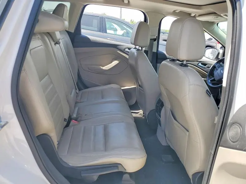 FORD ESCAPE 2017 VIN 1FMCU0JD4HUD24328