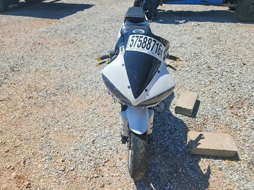 YAMAHA YZF 2005